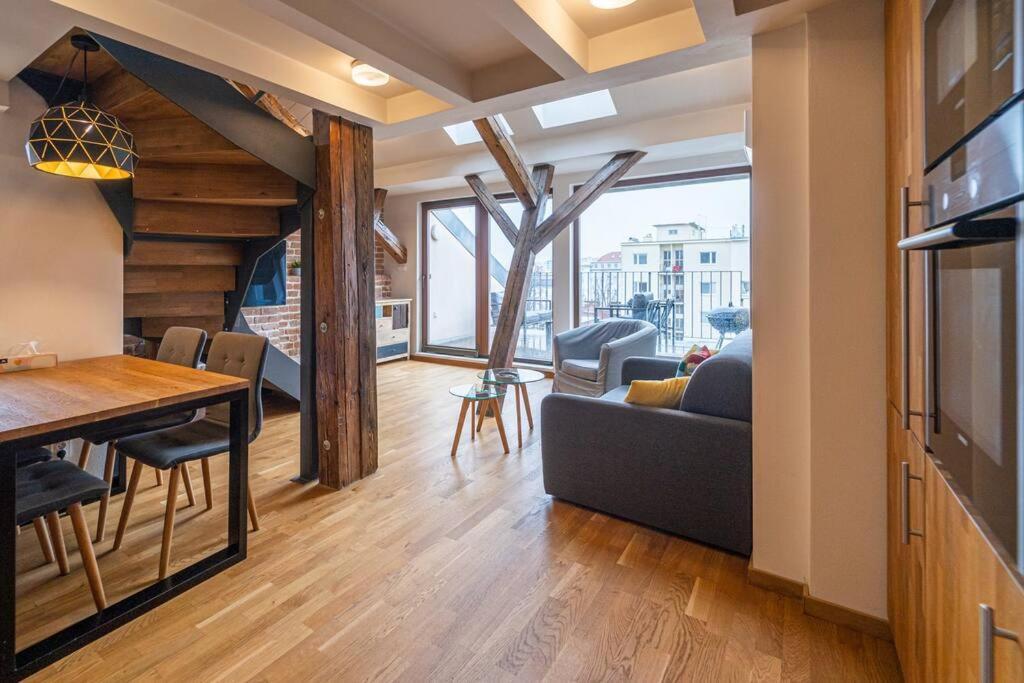 Appartement Luxusni S Terasou V Centru Brno
